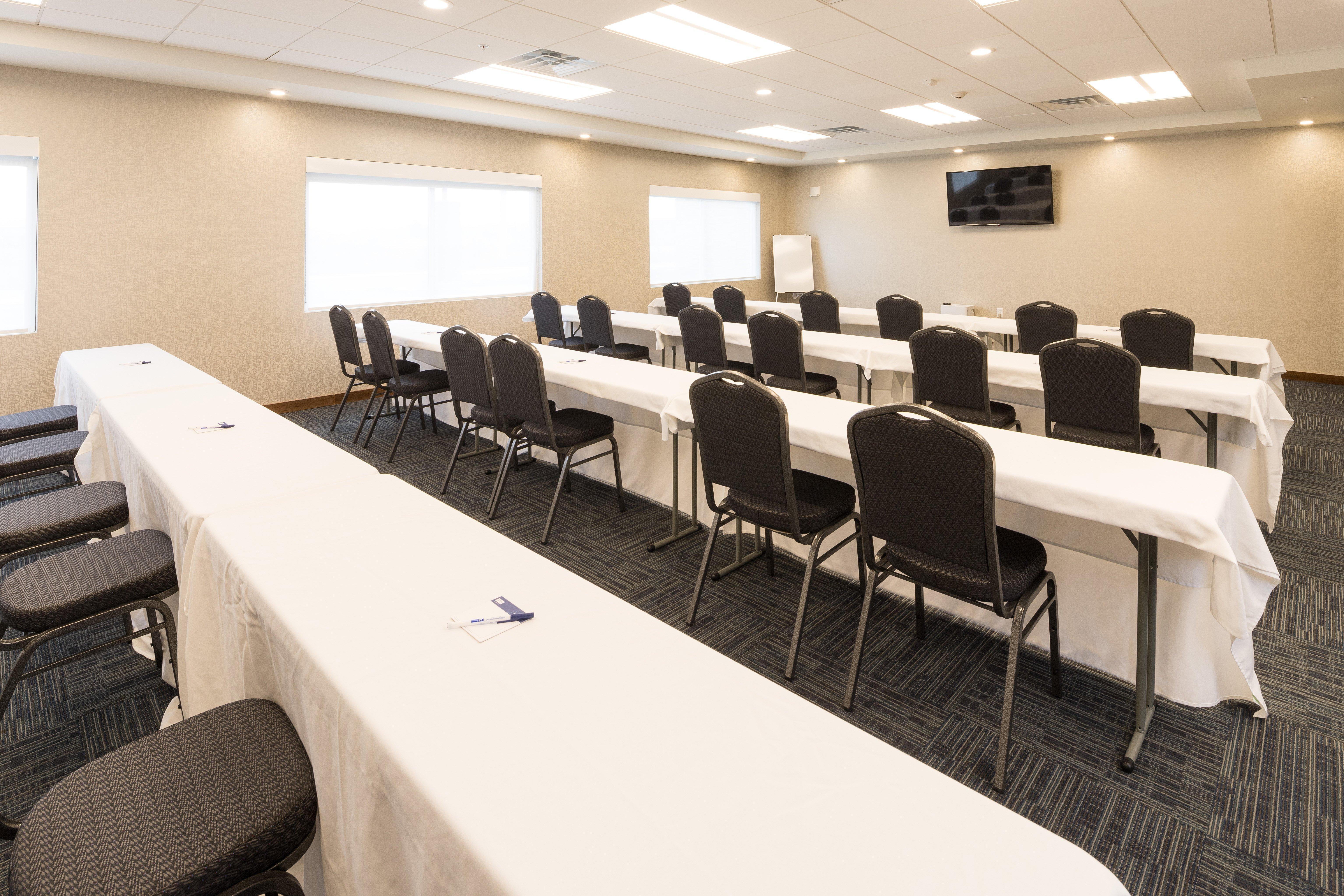 Holiday Inn Express & Suites - Auburn By Ihg Ngoại thất bức ảnh