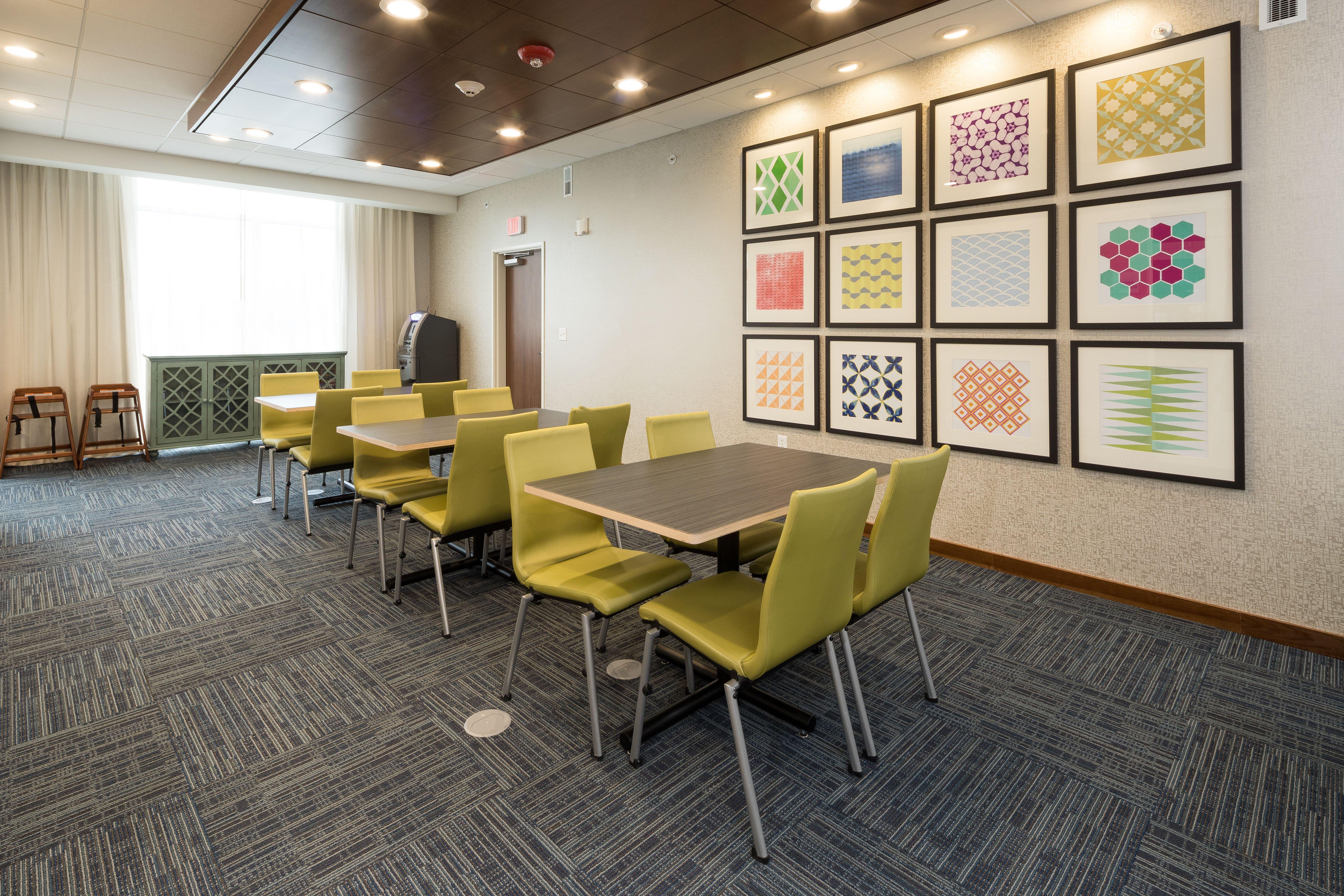 Holiday Inn Express & Suites - Auburn By Ihg Ngoại thất bức ảnh