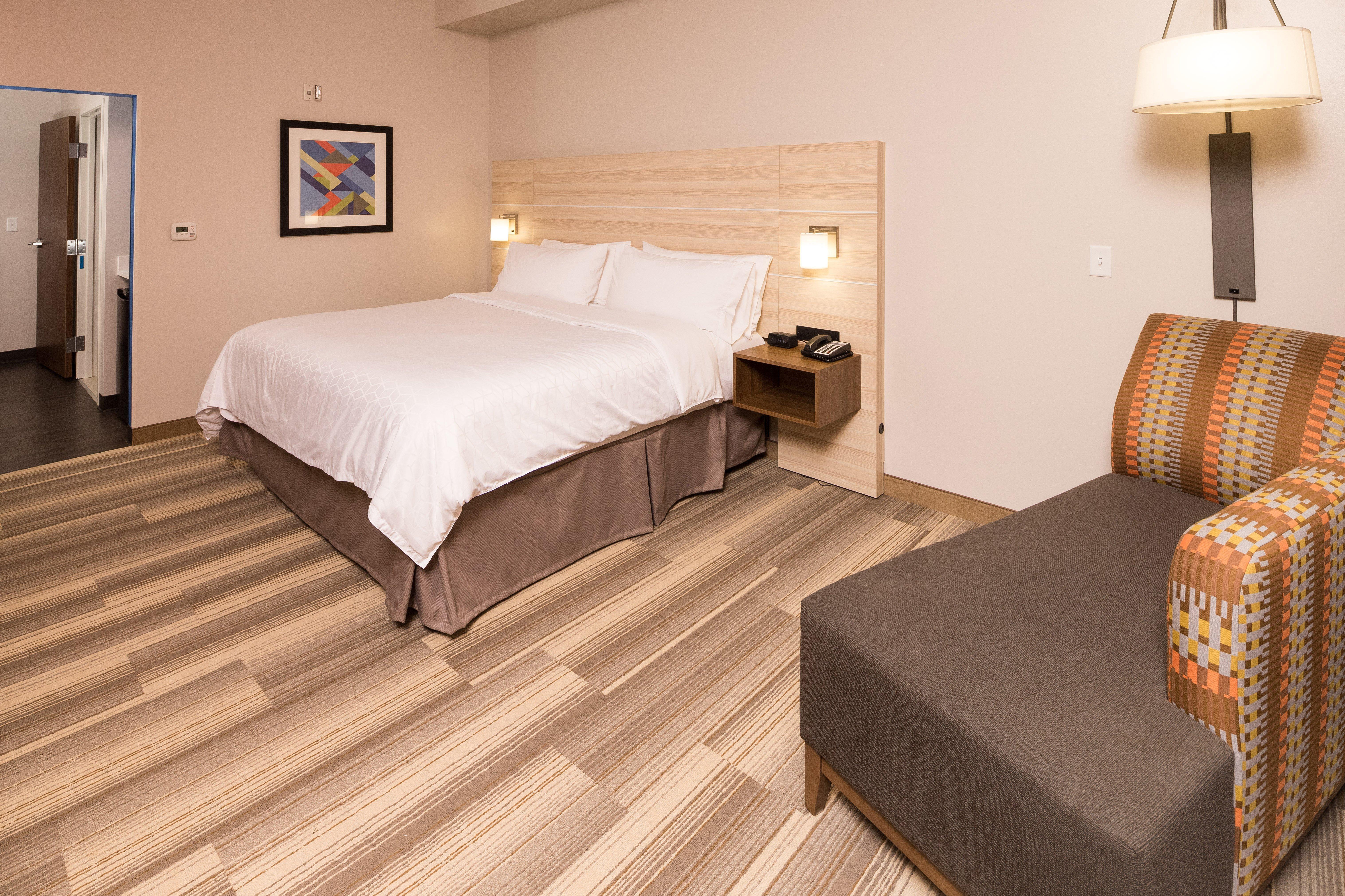Holiday Inn Express & Suites - Auburn By Ihg Ngoại thất bức ảnh